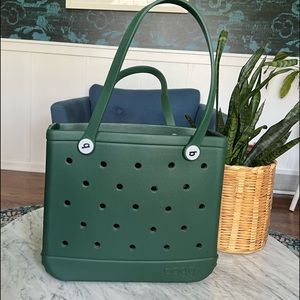 Bogg baby bag in hunter green